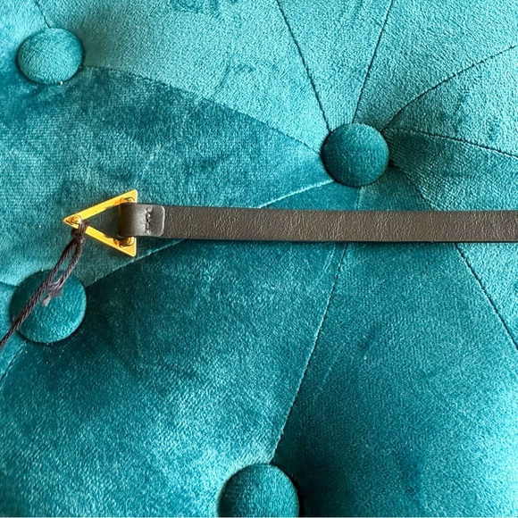 Bottega Veneta Black Leather Skinny Triangle Buckle Belt Size 90/38 Medium - Picture 7 of 8